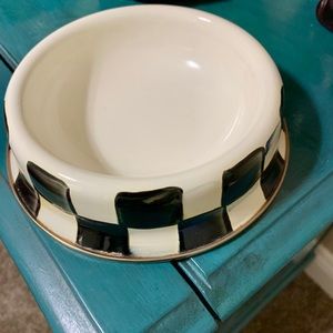 Mackenzie child’s small pet dish